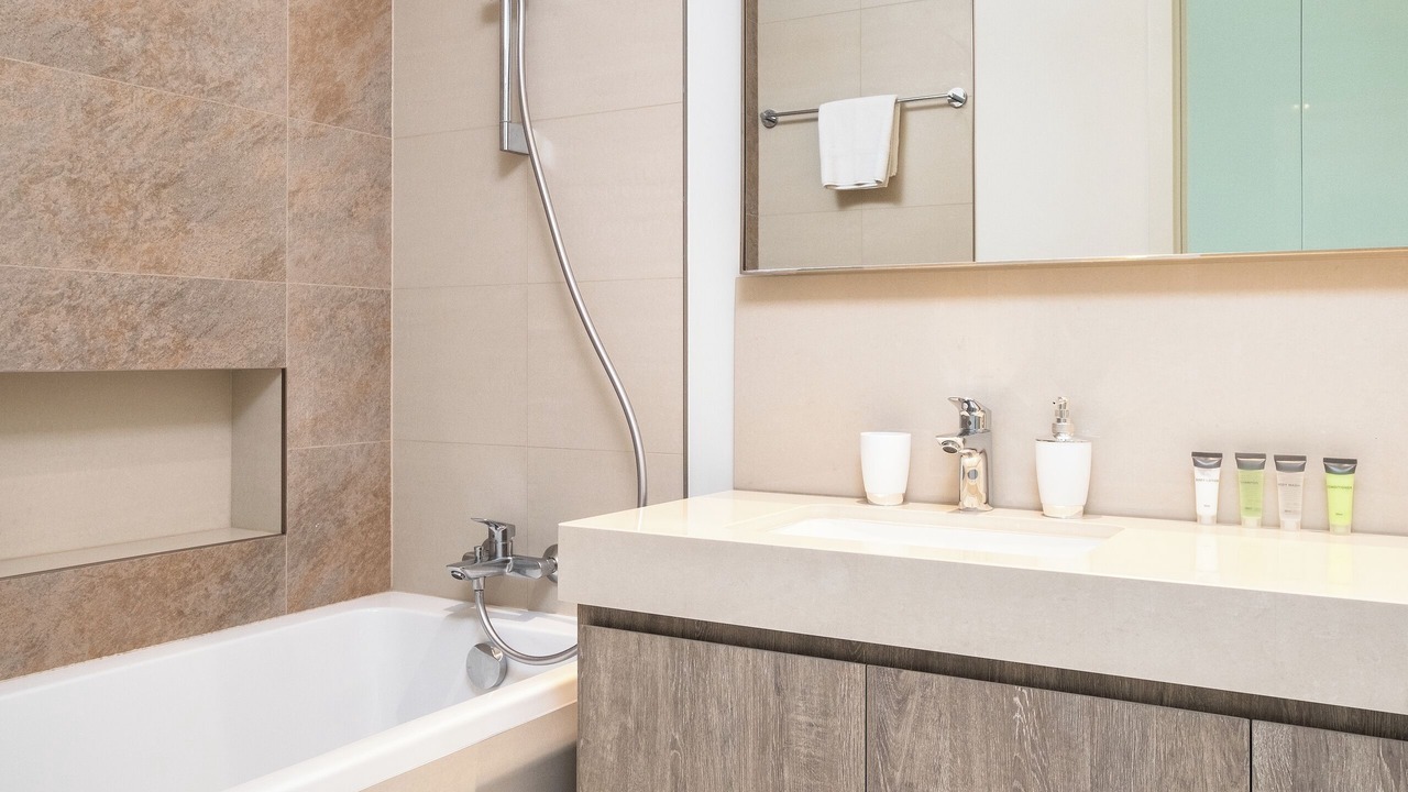 Photo of Bathroom in Za'abeel 2