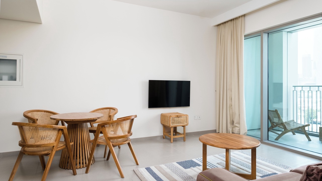 Photo of Livingroom in Za'abeel 2