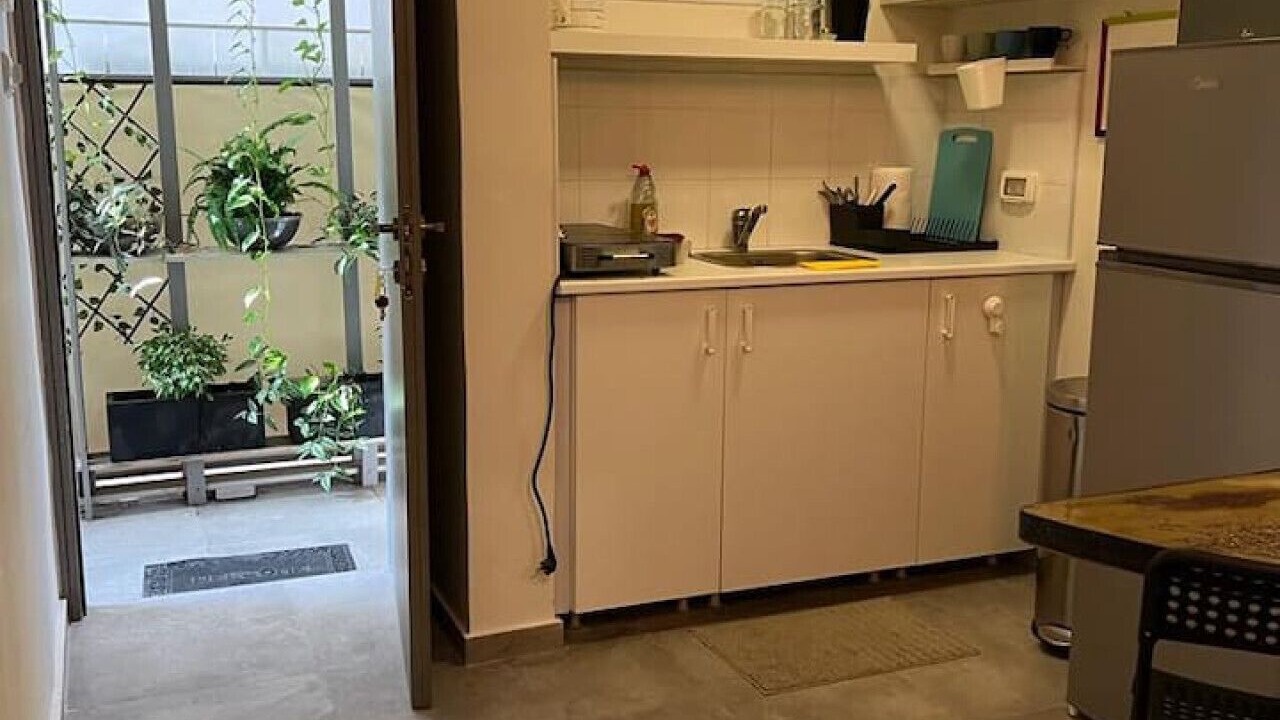 Photo of Kitchen in Kerem HaTeimanim