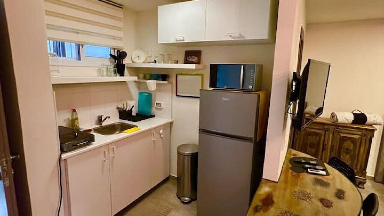 Photo of Kitchen in Kerem HaTeimanim
