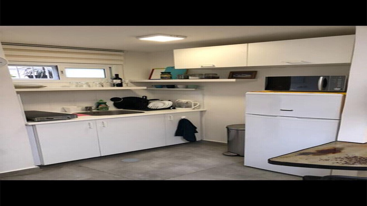 Photo of Kitchen in Kerem HaTeimanim