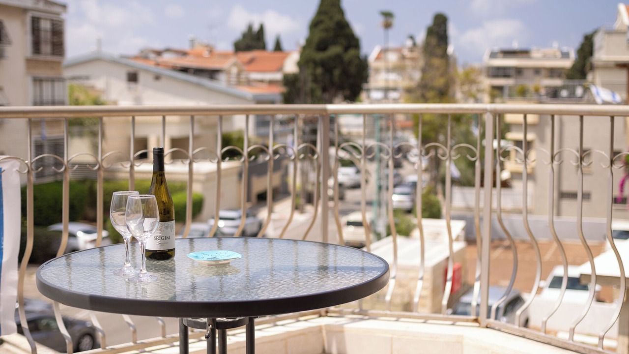 Photo of Patio Balcony in Haifa