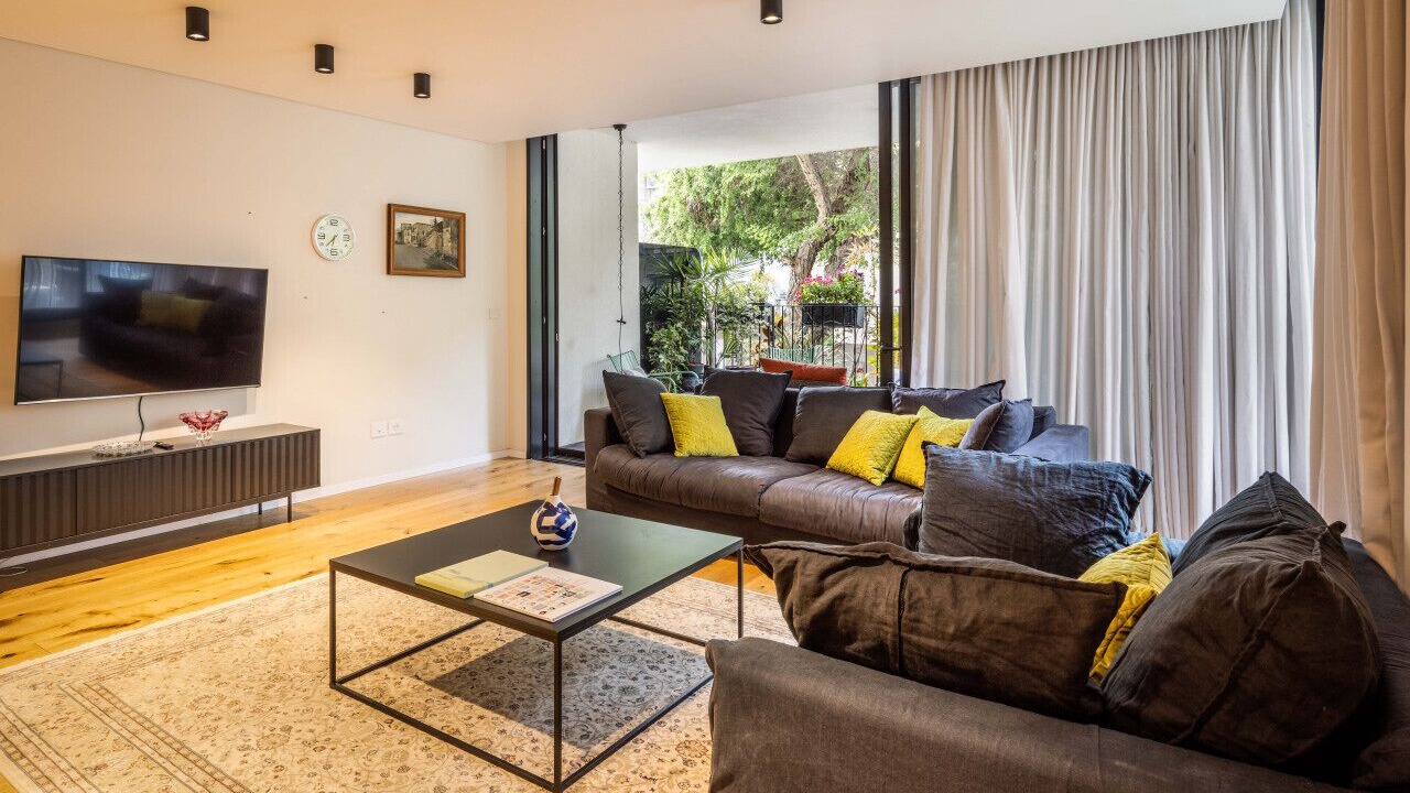 Photo of Patio Balcony in Tel Aviv City Center