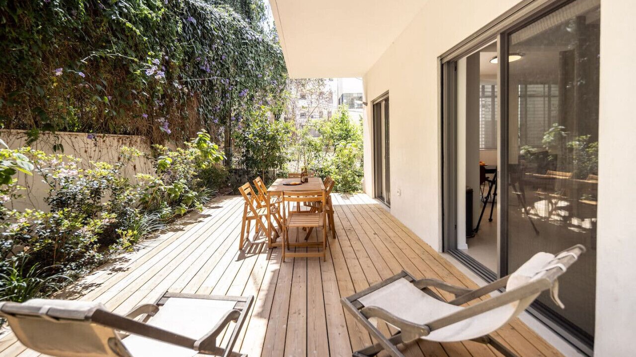 Photo of Patio Balcony in Tel Aviv City Center