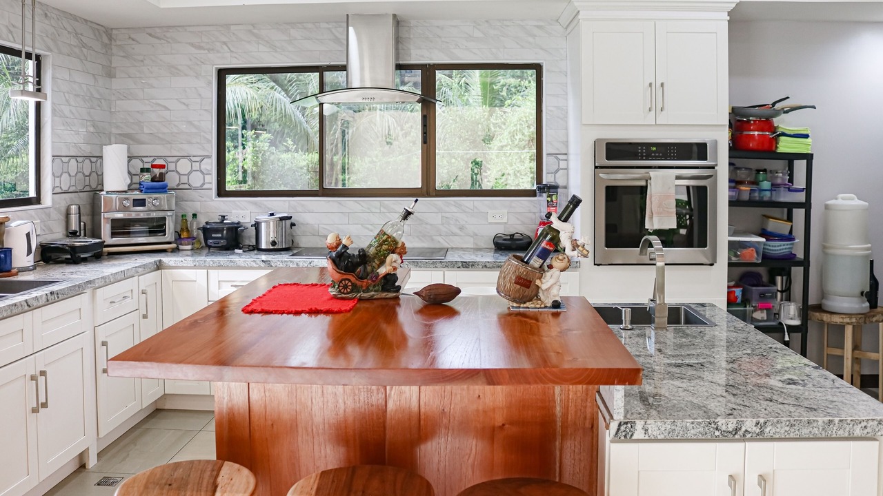 Photo of Kitchen in Jaco