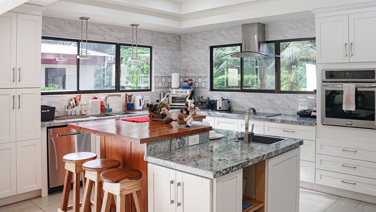 Photo of Kitchen in Jaco