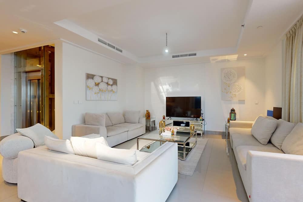Photo of Livingroom in Downtown Dubai