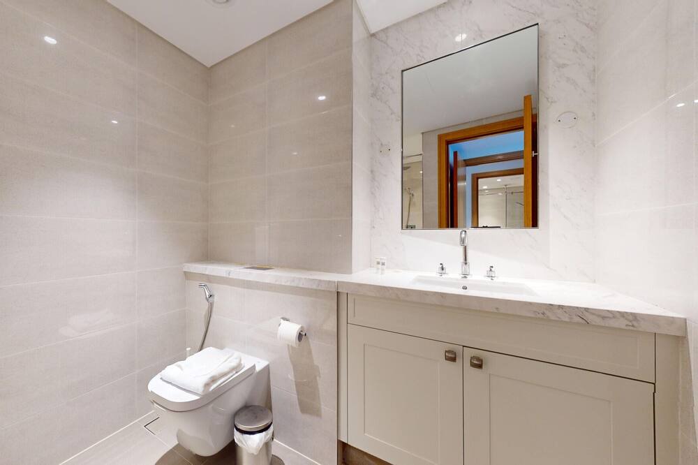 Photo of Bathroom in Downtown Dubai