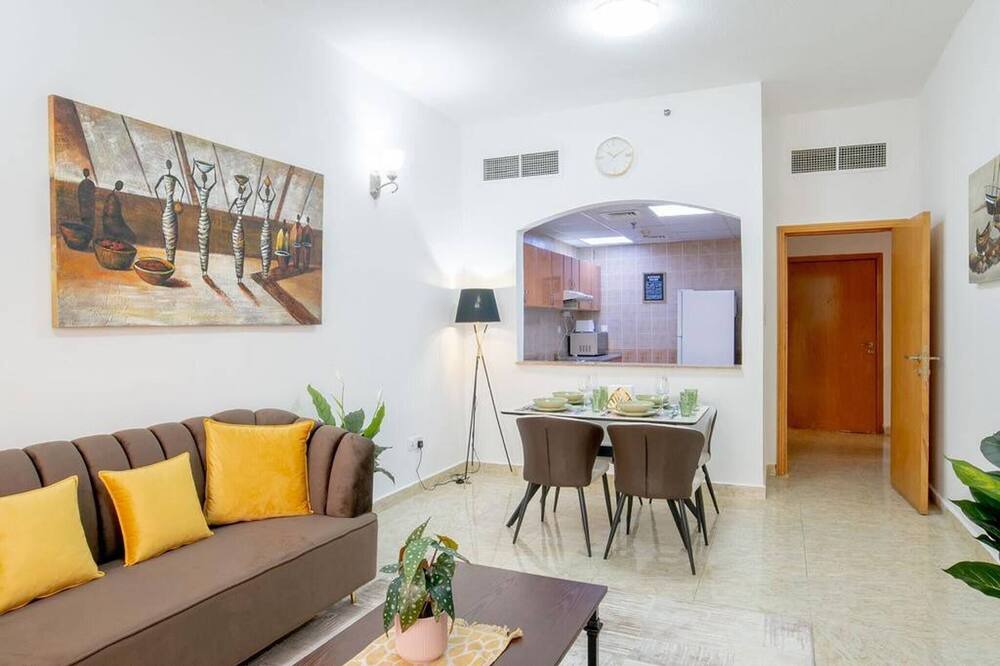 Photo of Livingroom in Naif
