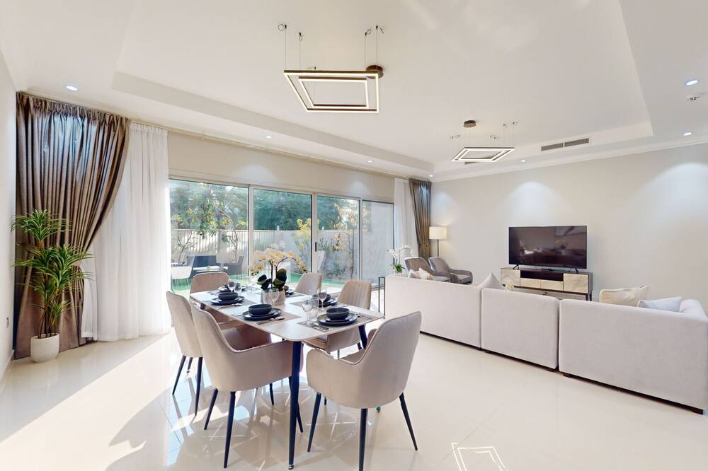 Photo of Livingroom in Jumeirah Village Circle