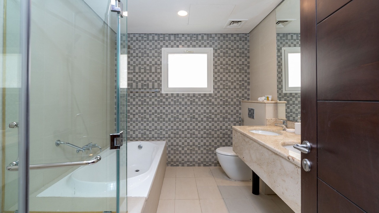 Photo of Bathroom in Mina Al Arab