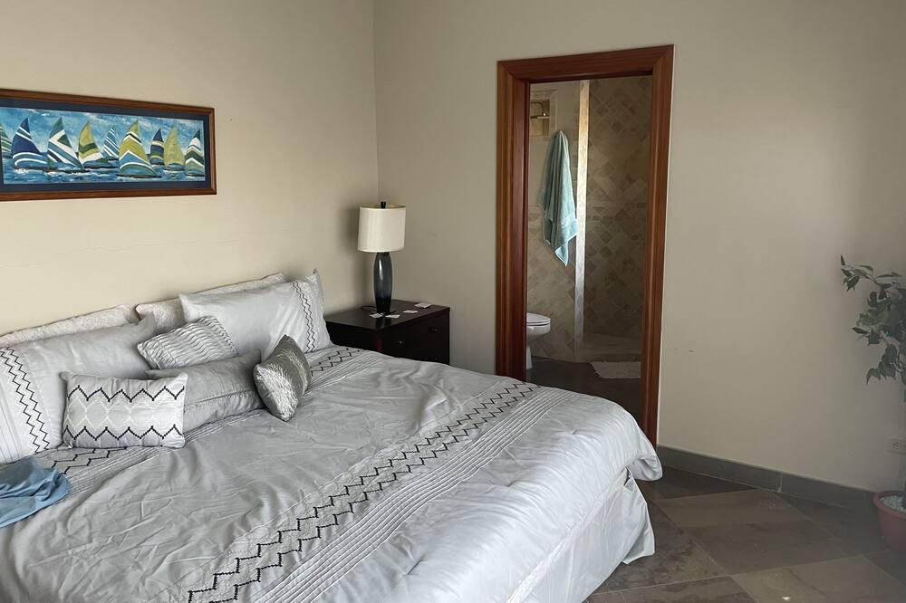 Photo of Bedroom in Panama Beach