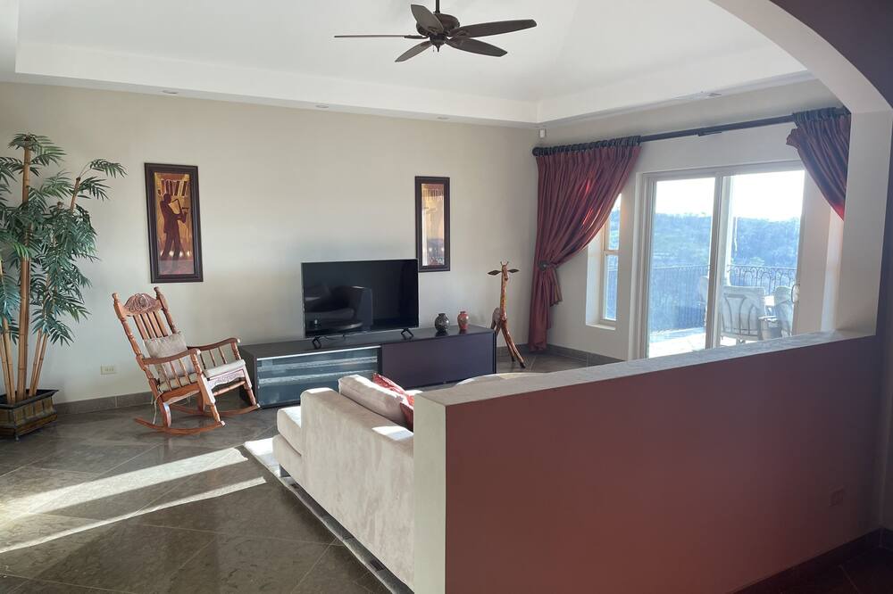 Photo of Livingroom in Panama Beach