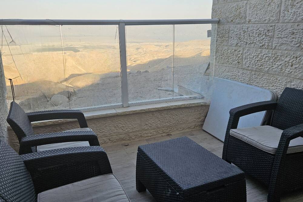 Photo of Patio Balcony in Al-Maghtas