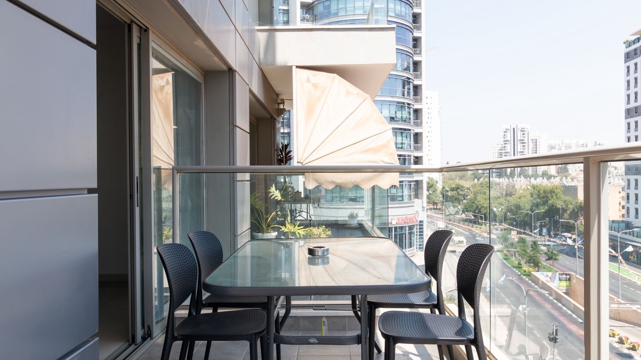 Photo of Patio Balcony in Kiryat Ono