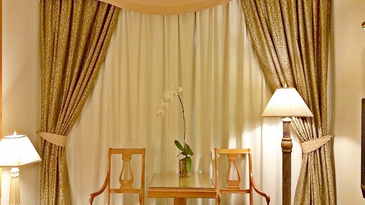 Photo of Bedroom in Al Muraqqabat