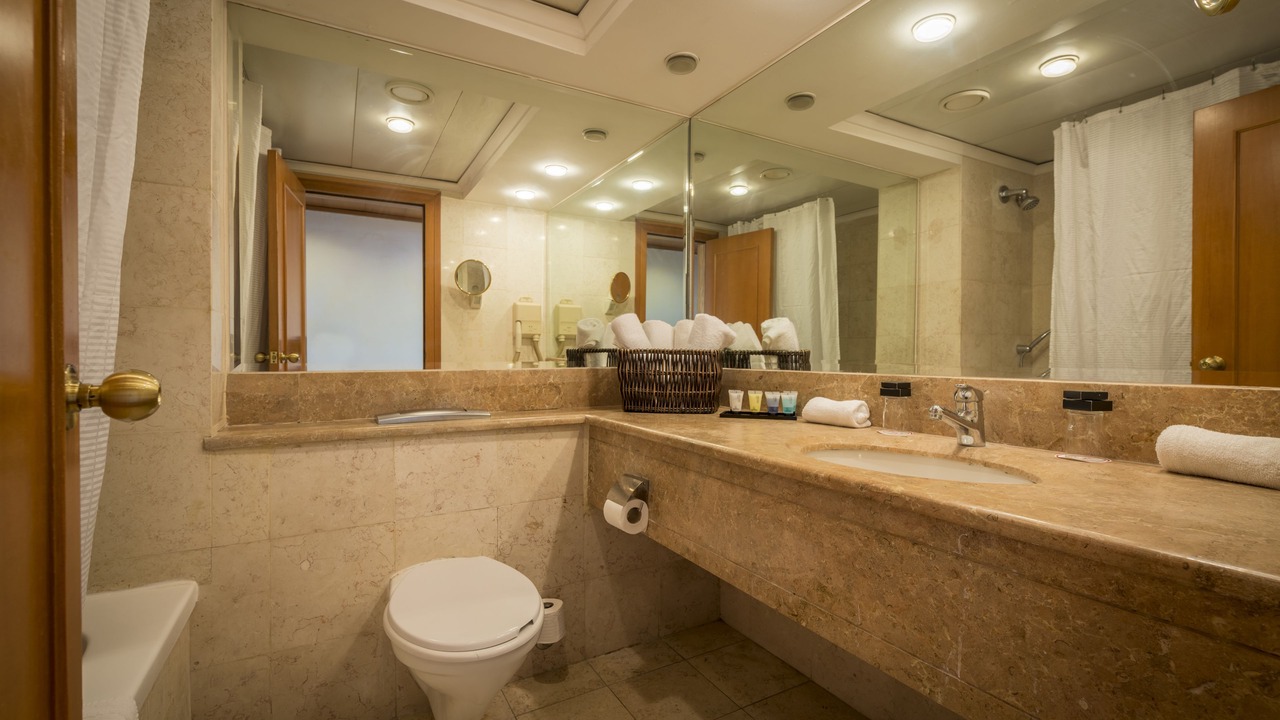Photo of Bathroom in Artists Colony