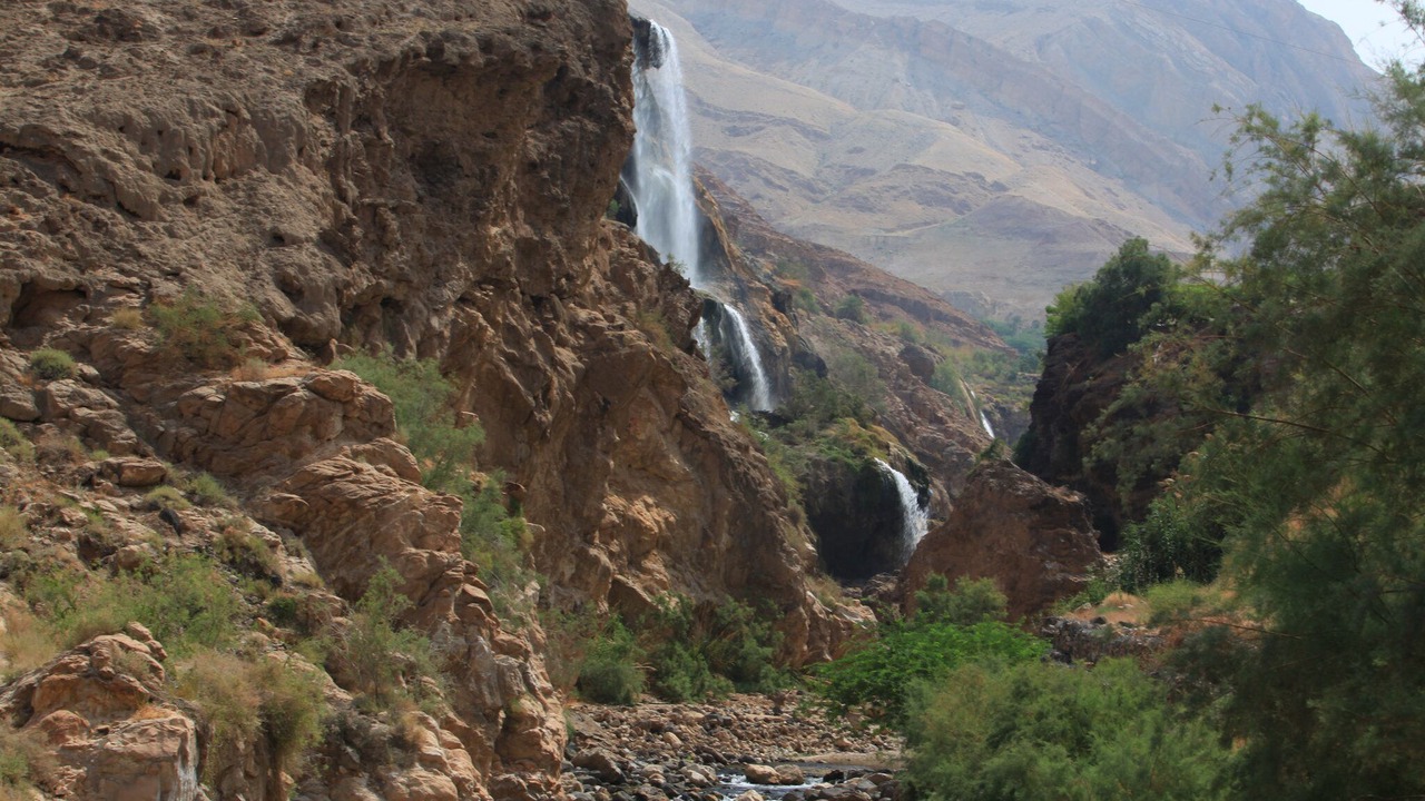 Photo of Others in Ma'In