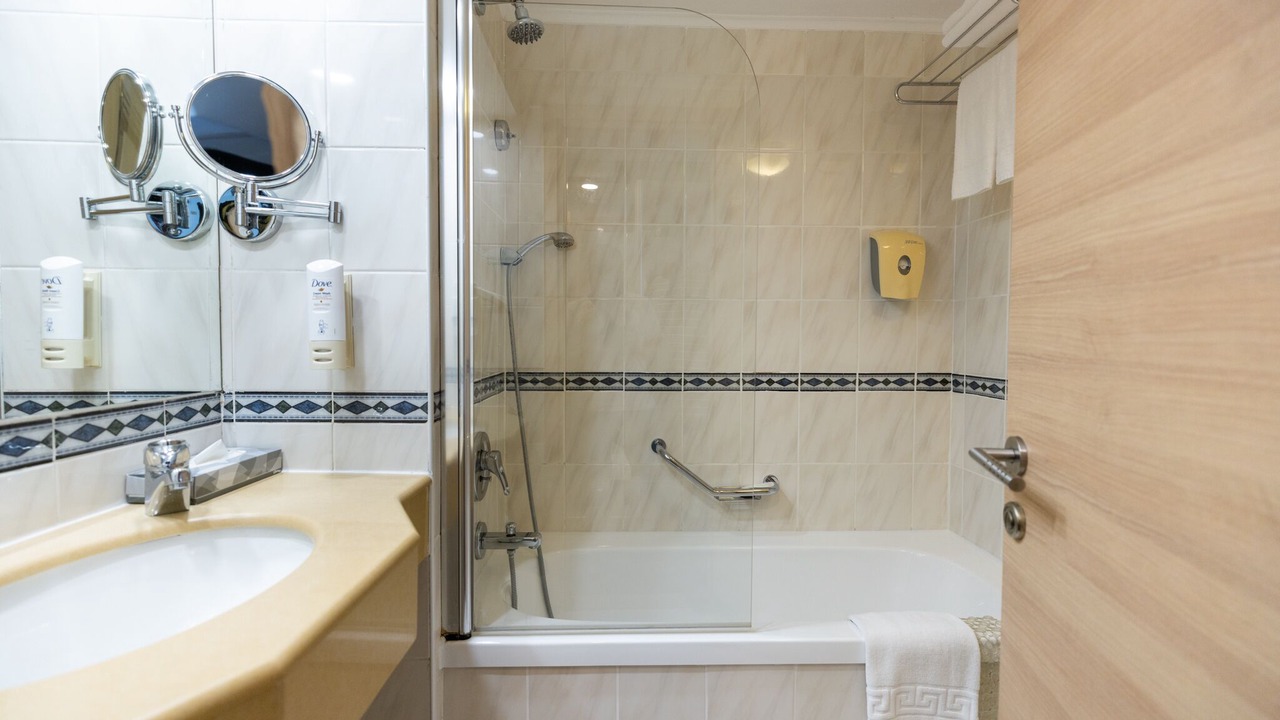 Photo of Bathroom in Old North