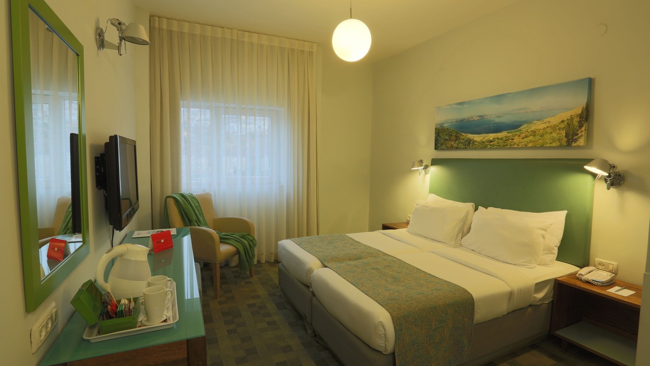 Photo of Bedroom in Tiberias
