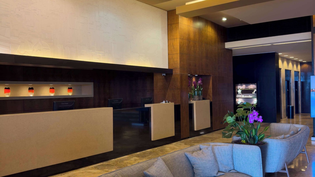 Photo of Others in Panorama Street