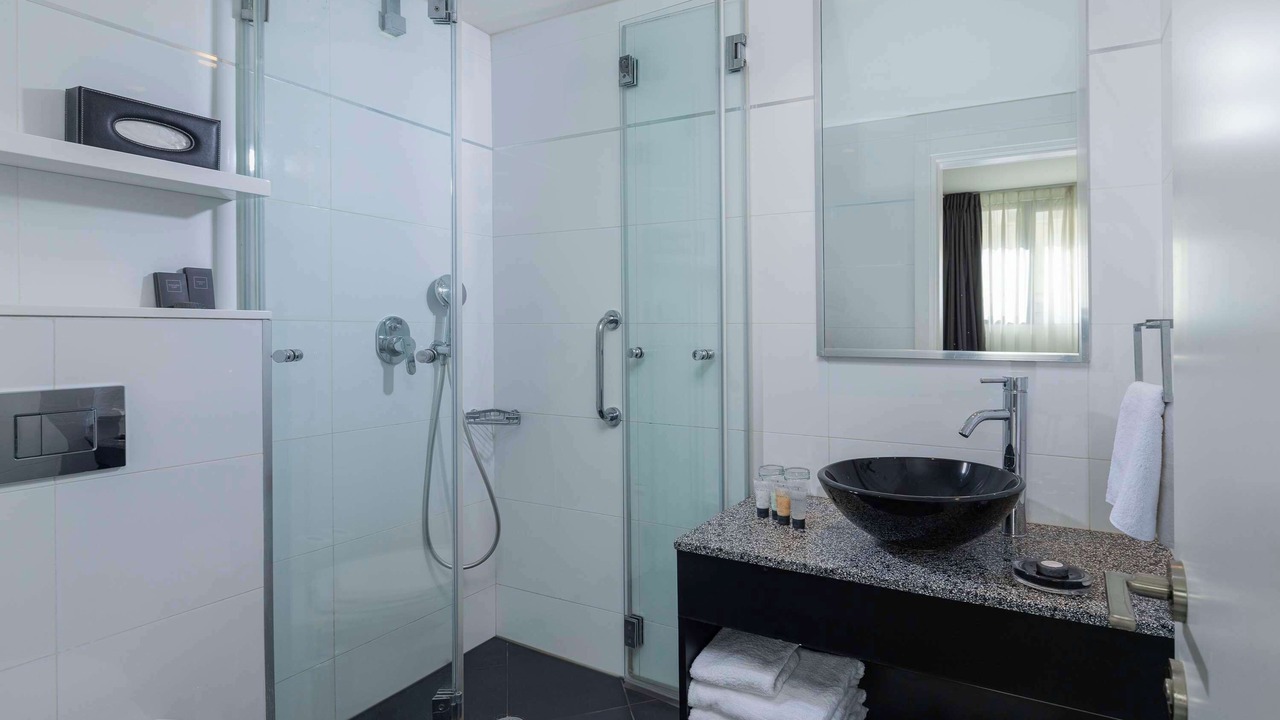 Photo of Bathroom in Tel Aviv Promenade