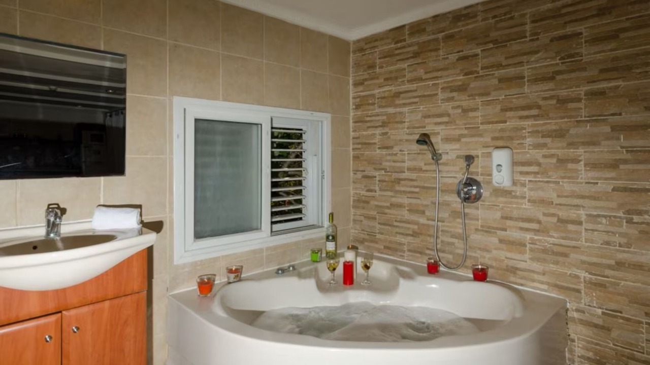 Photo of Bathroom in Yavne'el