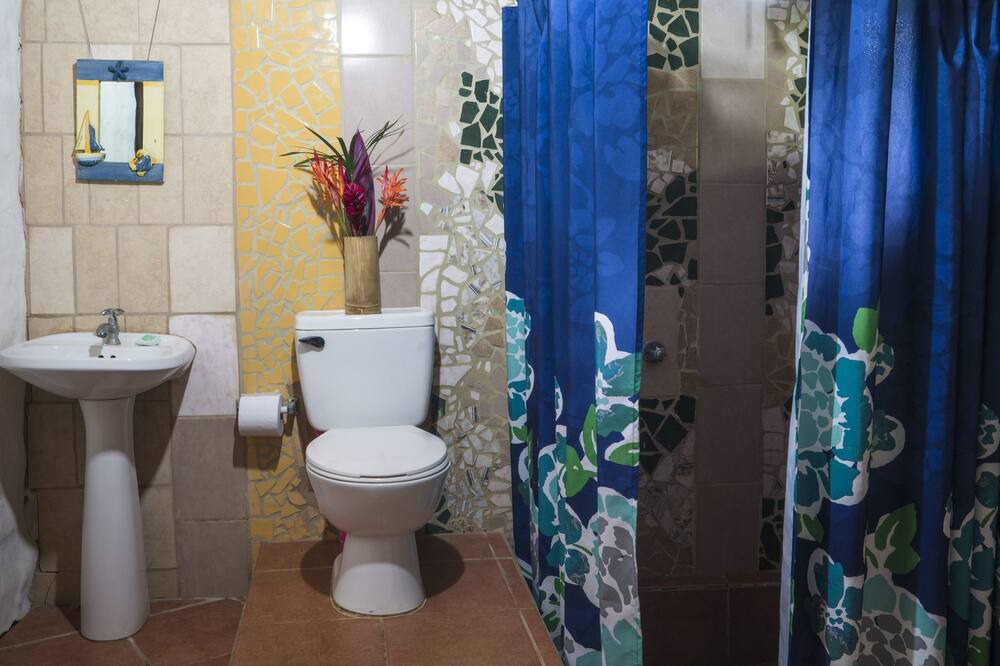 Photo of Bathroom in Playa Hermosa