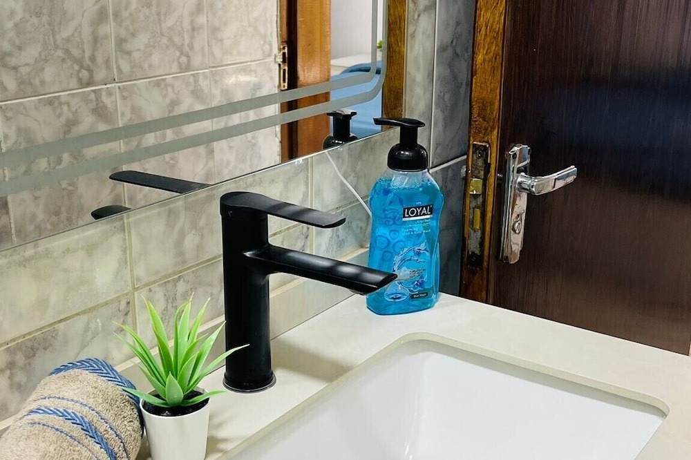 Photo of Bathroom in Suwailih