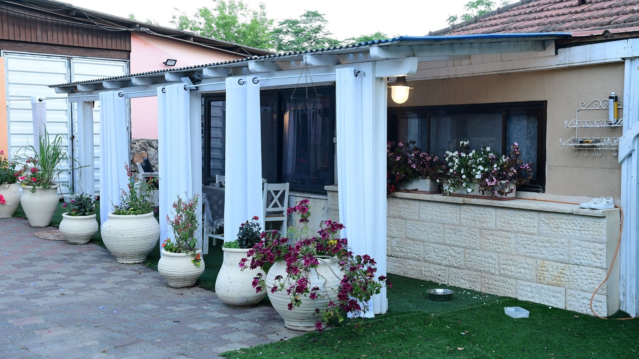 Photo of Outdoor in Beit Hillel