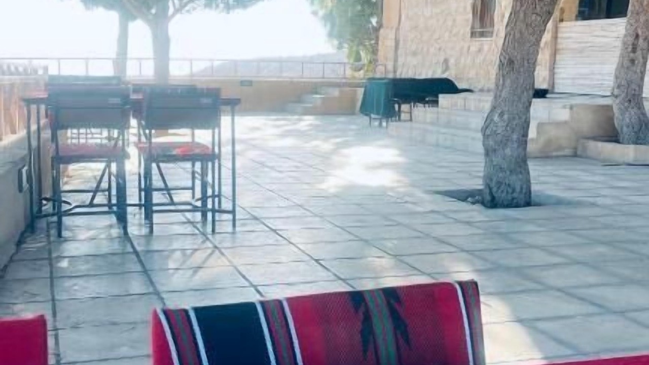 Photo of Patio Balcony in At-Tafilah