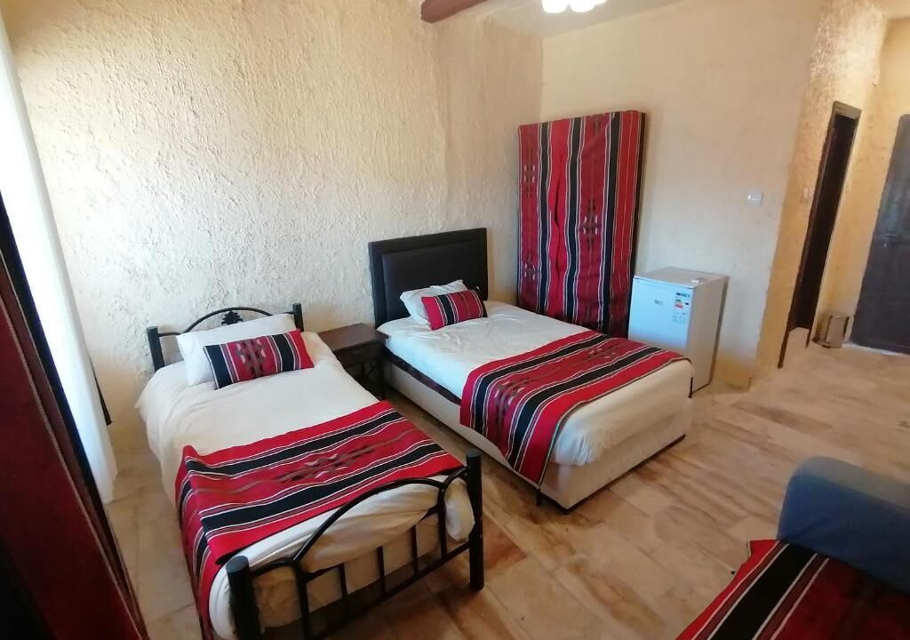 Photo of Bedroom in At-Tafilah