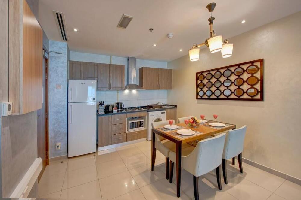 Photo of Kitchen in Al Sufouh 2