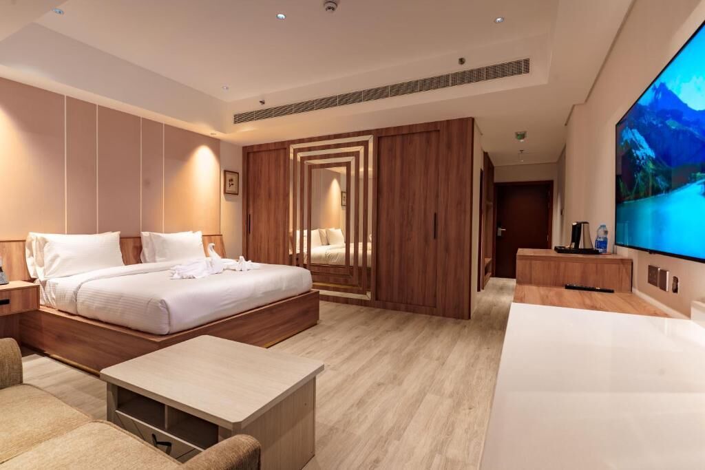 Photo of Bedroom in Al Ghubrah Ash Shamaliyyah