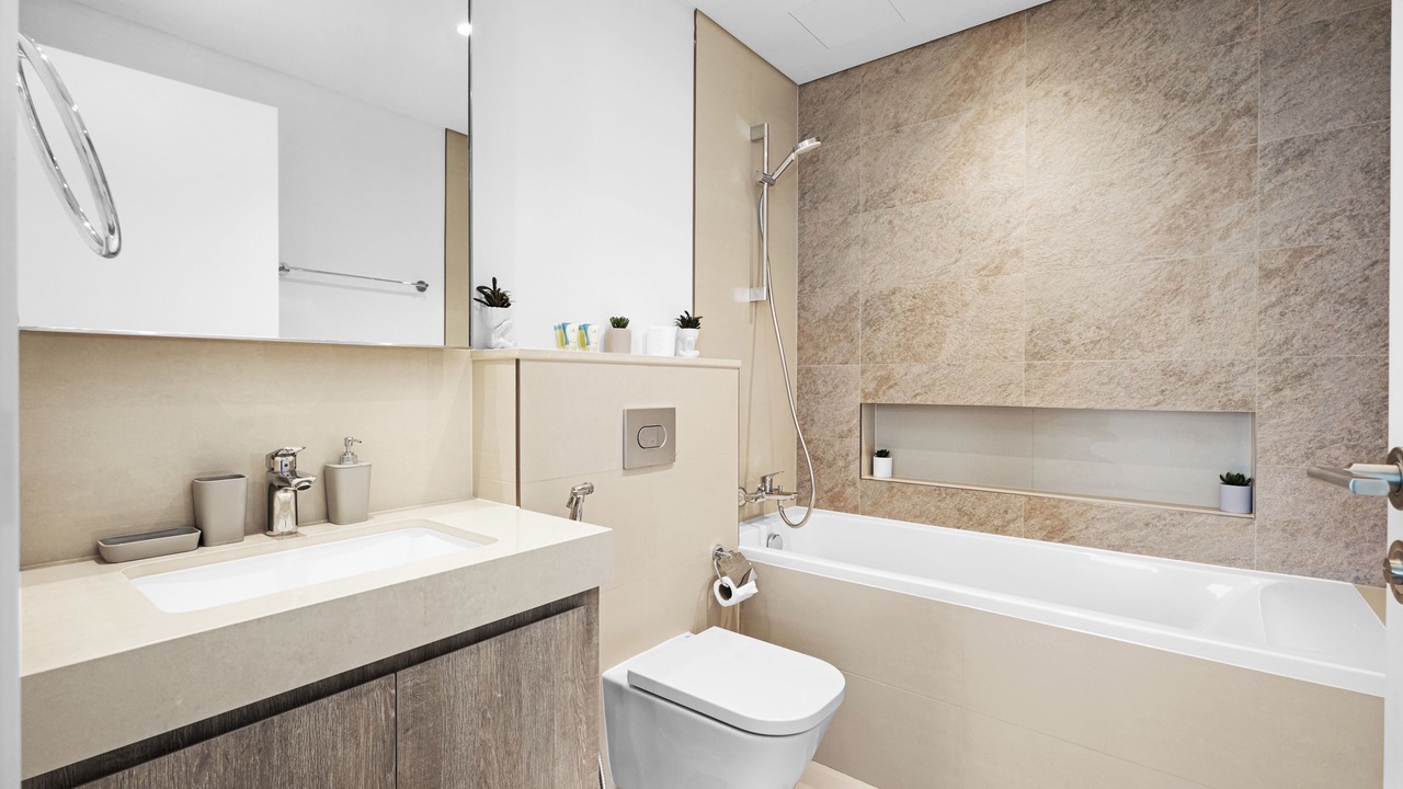 Photo of Bathroom in Za'abeel 2