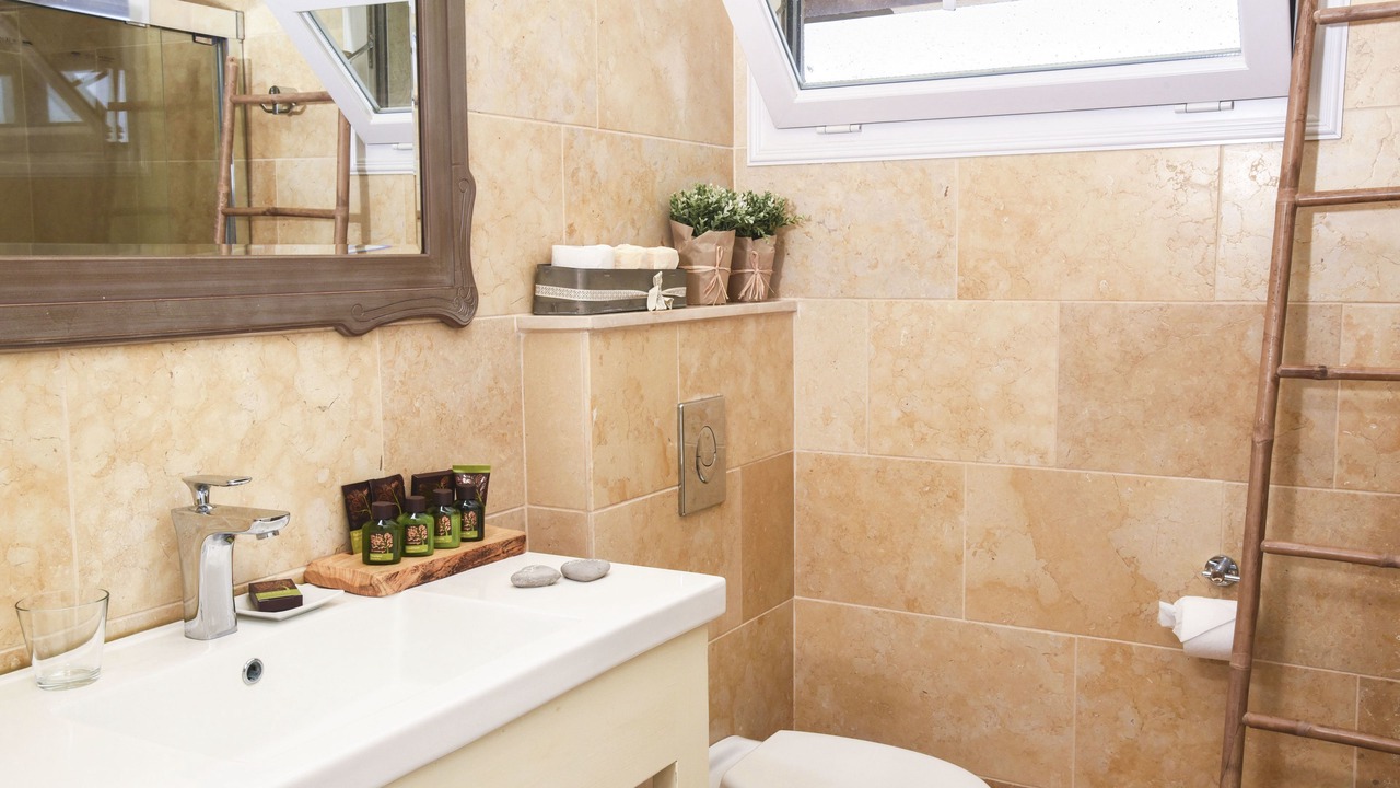 Photo of Bathroom in Ramot