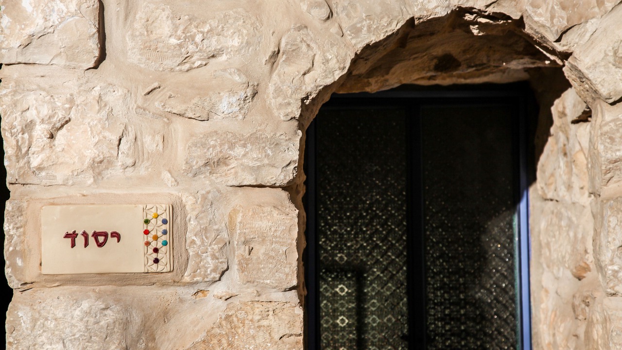 Photo of Bedroom in Artists Colony