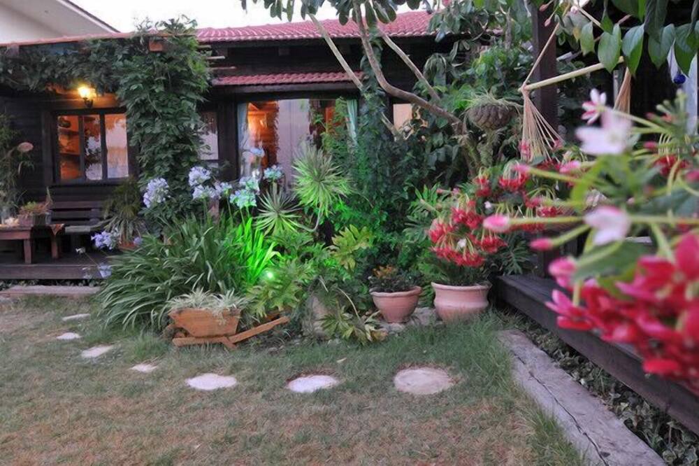 Photo of Patio Balcony in Rosh Pinna
