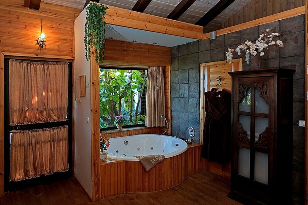 Photo of Bathroom in Rosh Pinna