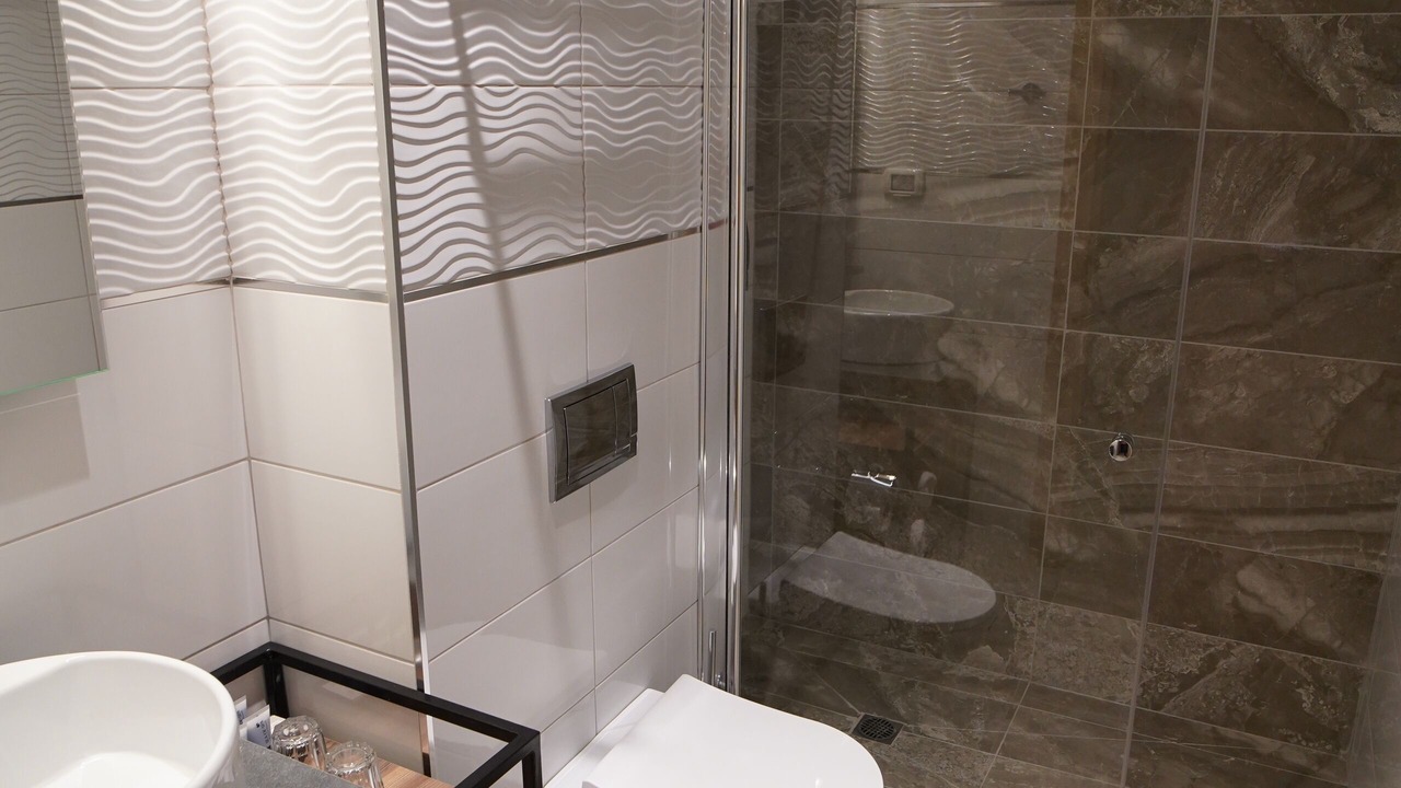 Photo of Bathroom in Old City