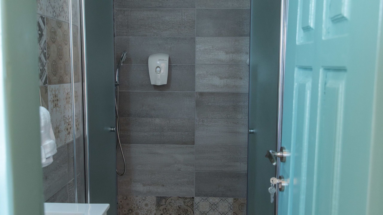 Photo of Bathroom in Old City