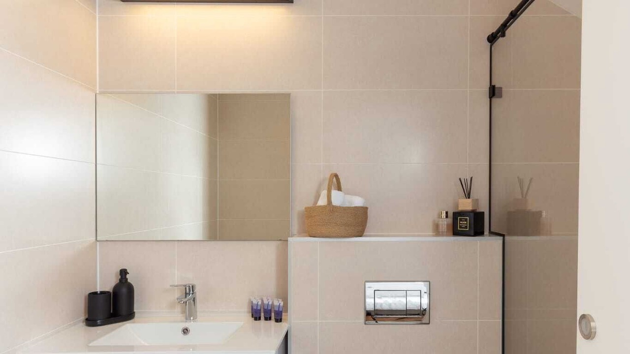Photo of Bathroom in Mea She'arim