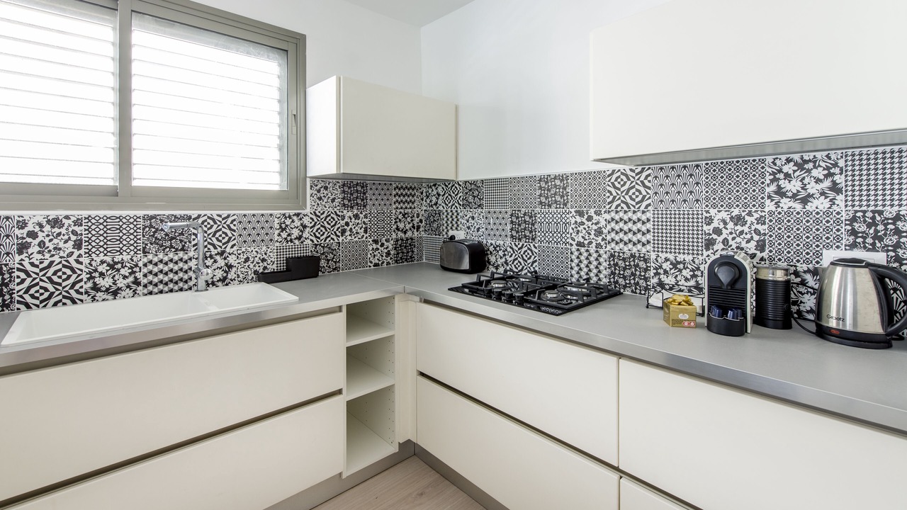 Photo of Kitchen in Ra'ananna
