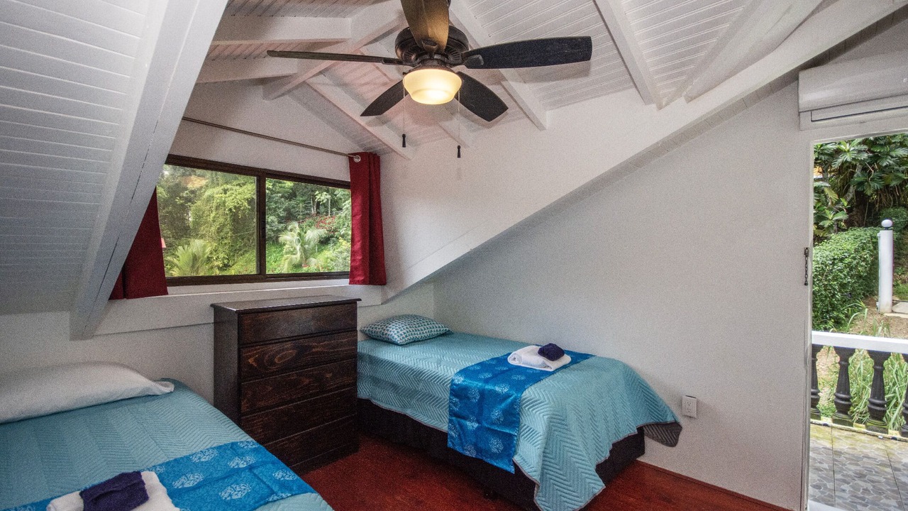 Photo of Bedroom in South Pacific Coast