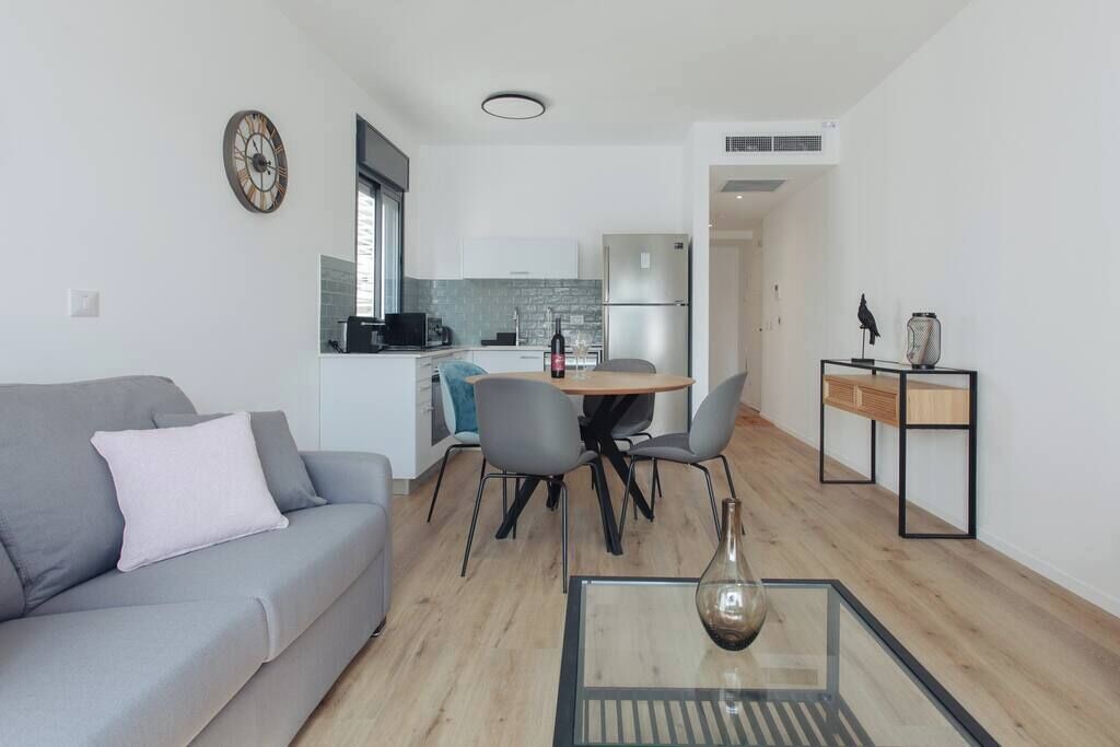 Photo of Livingroom in Tel Aviv Promenade
