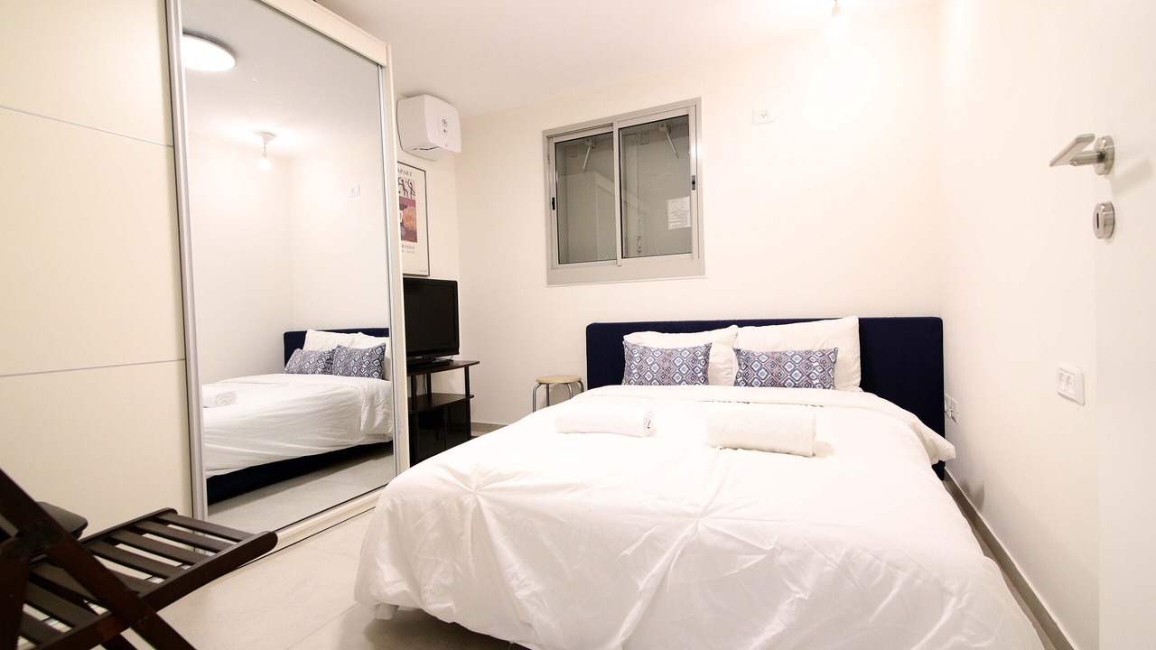 Photo of Bedroom in Emek Refaim