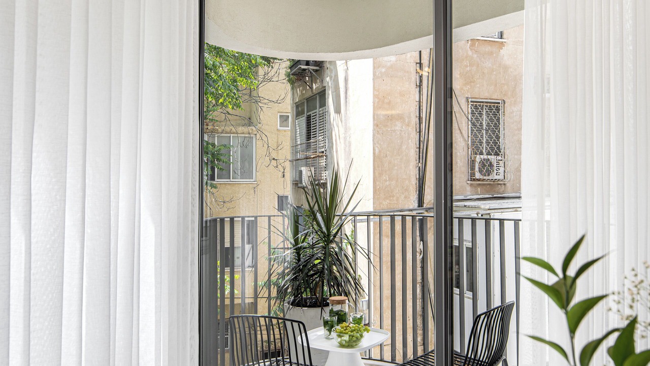 Photo of Patio Balcony in Tel Aviv City Center