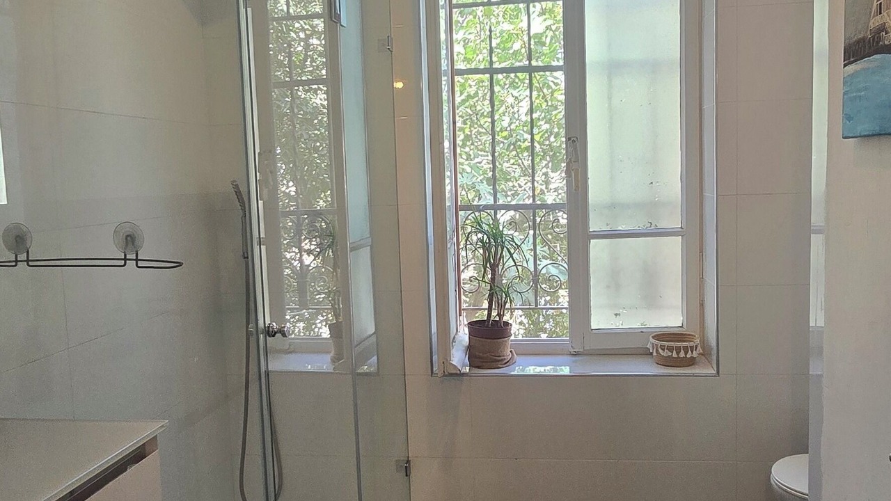 Photo of Bathroom in Mamilla