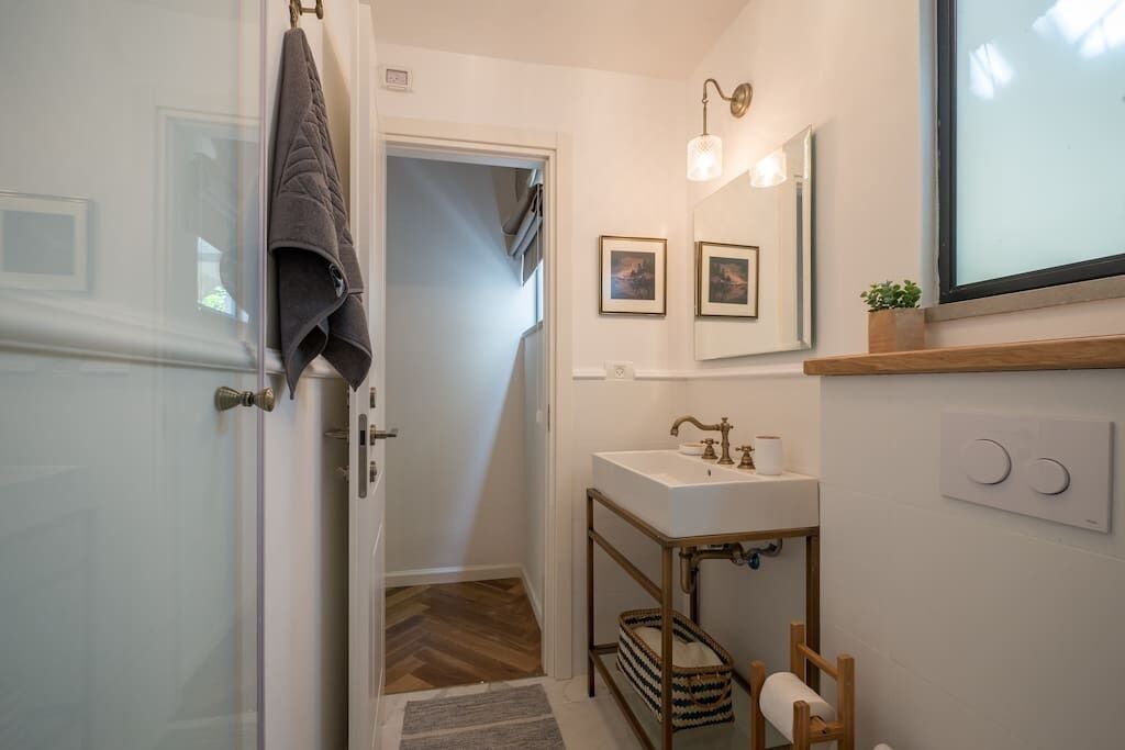 Photo of Bathroom in Old North