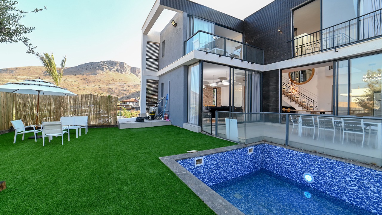 Photo of Outdoor in Migdal